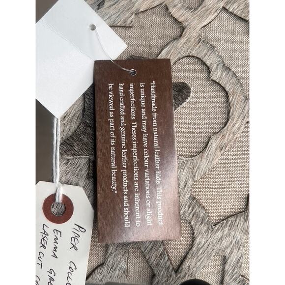 NWT Piper Collection Emma Grey Laser Cut Cowhide Clutch Purse Bag - Picture 8 of 8